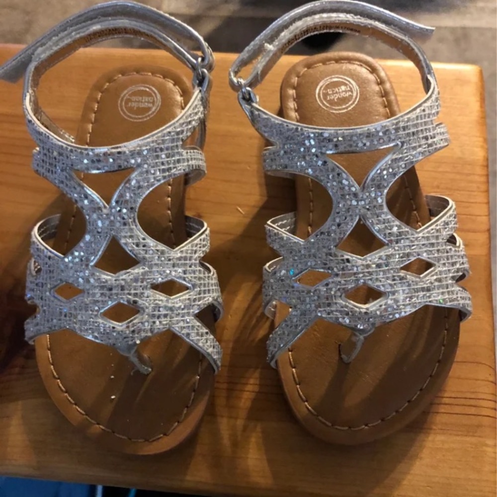 Toddler shoes